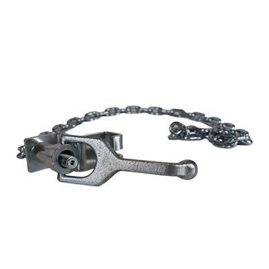 Hold Down Device For Foldable Pipe Stand